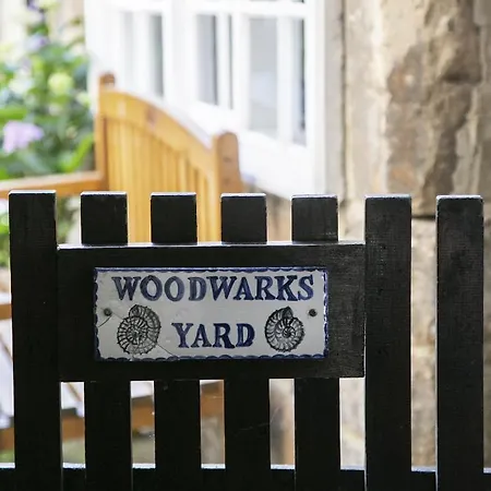 Hudson's Hideaway 1a Woodwark's Yard