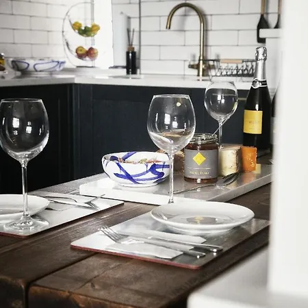 Hudson's Hideaway 1a Woodwark's Yard Апартаменты