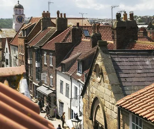 Hudson's Hideaway 1a Woodwark's Yard ويتبي